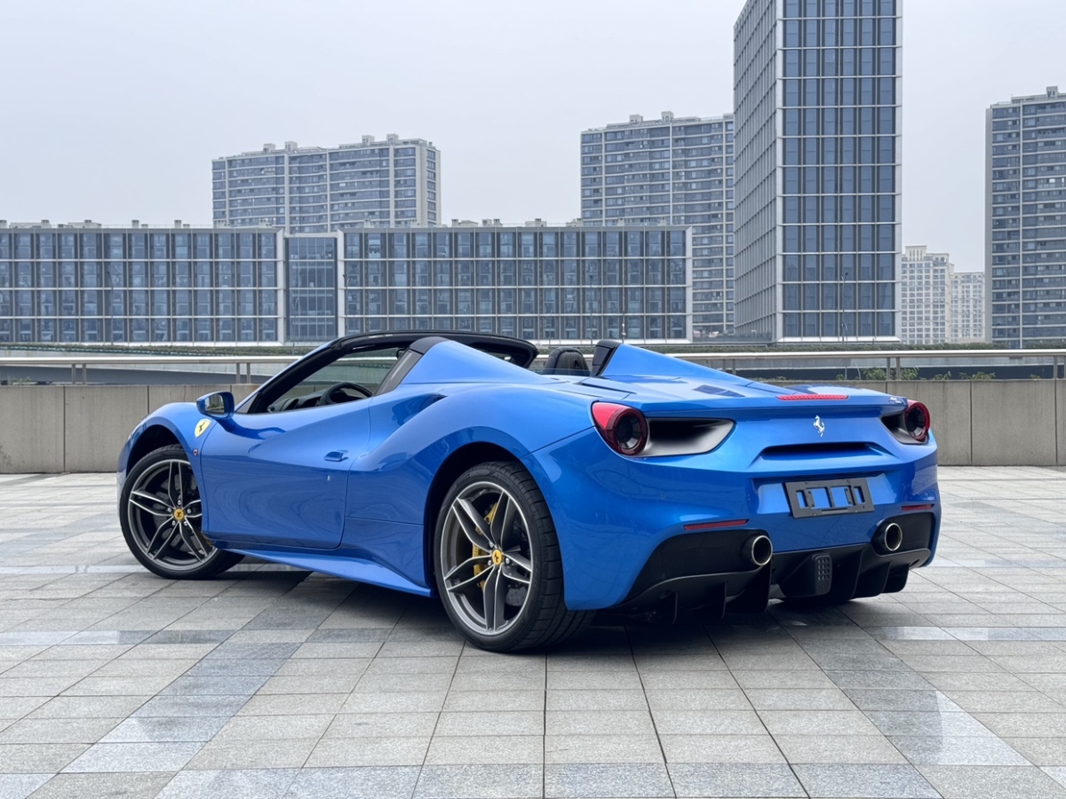 2019年5月法拉利 488  2015款 488 Spider