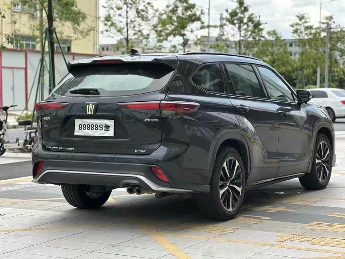 豐田 皇冠陸放  2023款 2.5L HEV四驅(qū)豪華版圖片