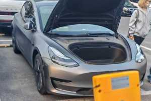 Model 3 特斯拉 标准续航后驱升级版