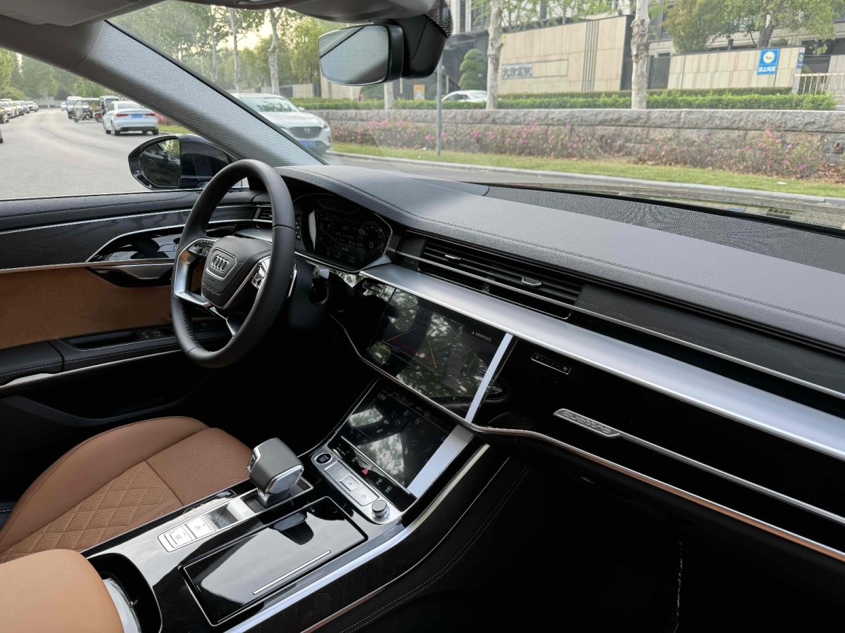 奧迪 奧迪A8  2024款 A8L 50 TFSI quattro 臻選型圖片