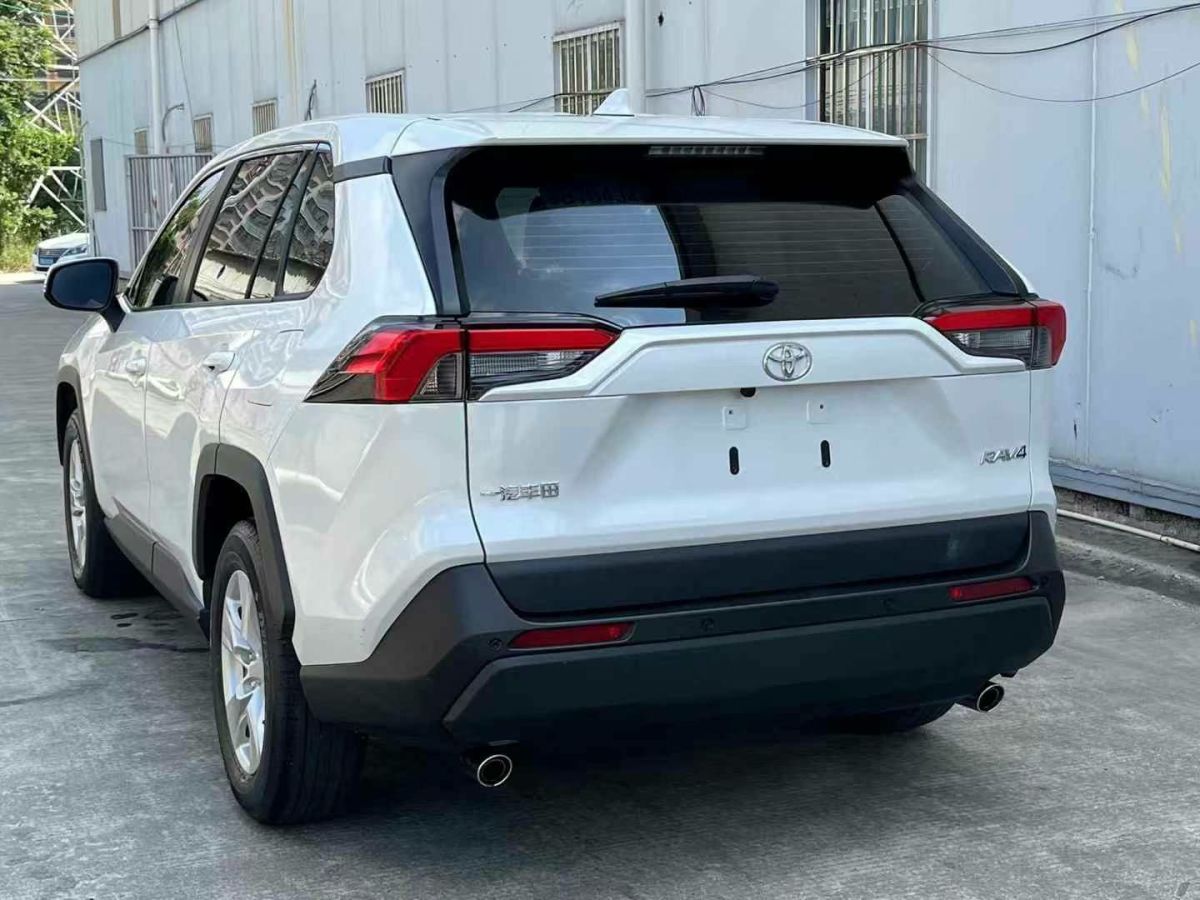 豐田 RAV4 圖片