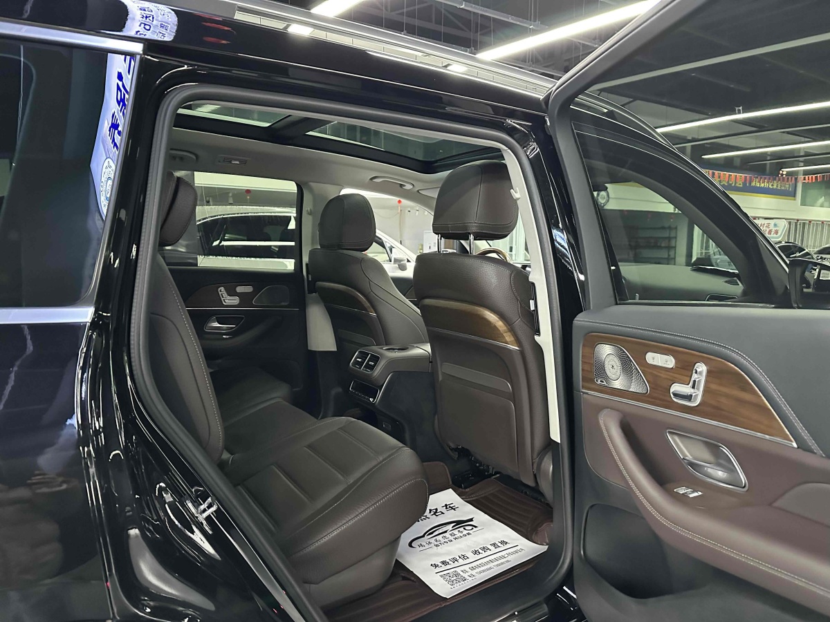 奔馳 奔馳GLS  2022款 改款二 GLS 450 4MATIC 豪華型圖片