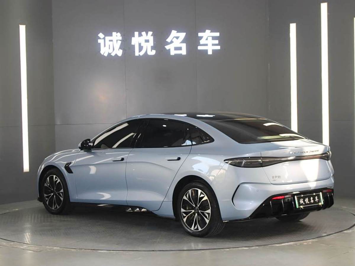 比亞迪 海豹  2022款 550km 標準續(xù)航后驅(qū)版尊貴型圖片