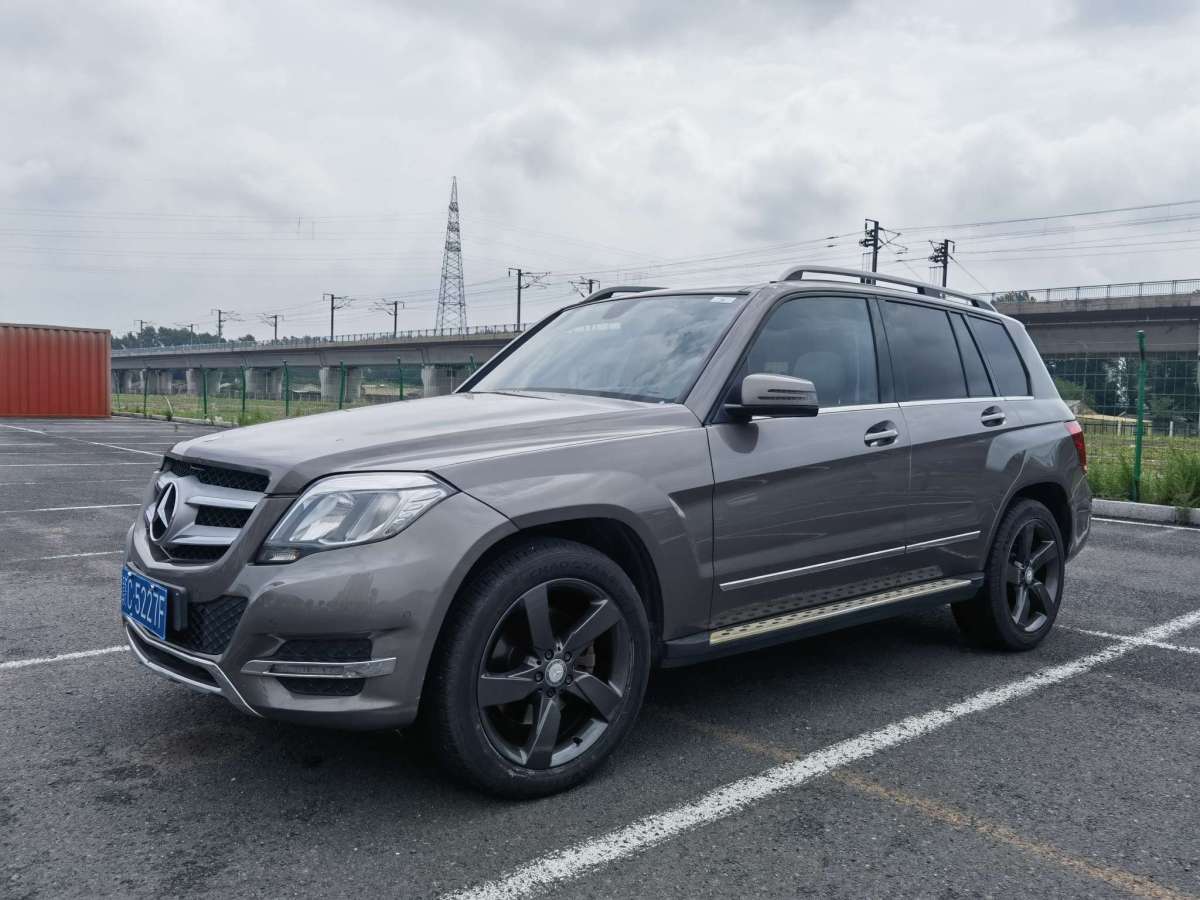 2014年6月奔馳 奔馳GLK級  2013款 GLK 300 4MATIC 動感天窗型