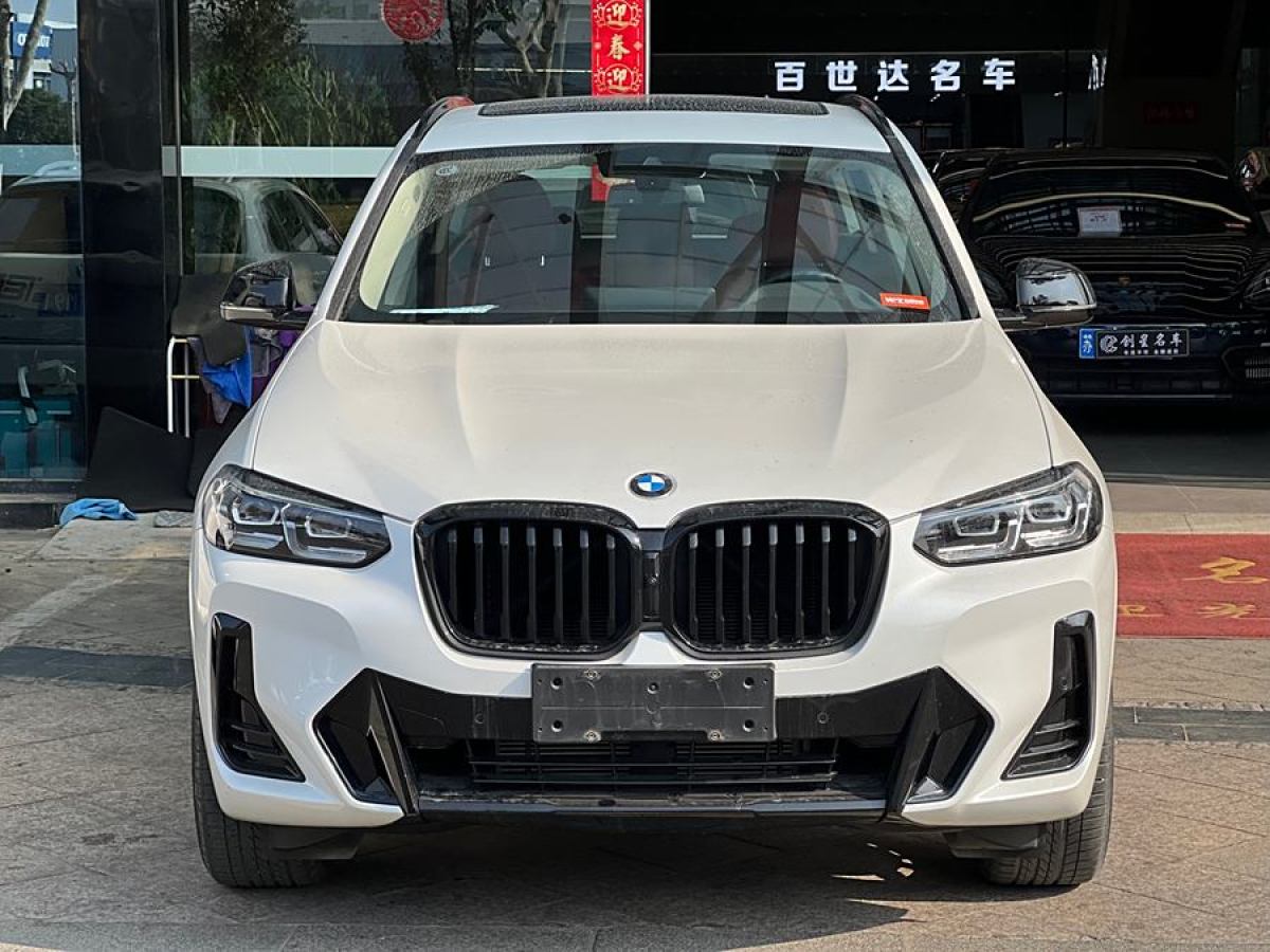 寶馬 寶馬X3  2023款 改款 xDrive30i 領(lǐng)先型 M曜夜套裝圖片