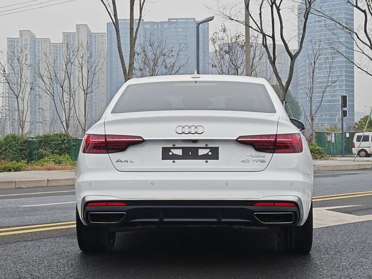 奧迪 奧迪A4L  2020款 40 TFSI 豪華動(dòng)感型圖片