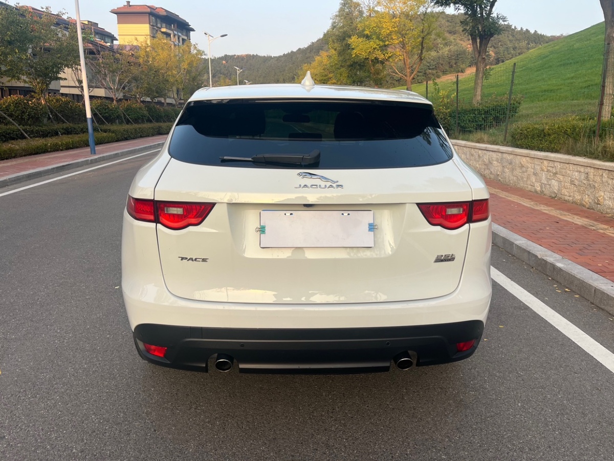 捷豹 F-PACE  2018款 改款 2.0T 四驅(qū)R-Sport運動版圖片