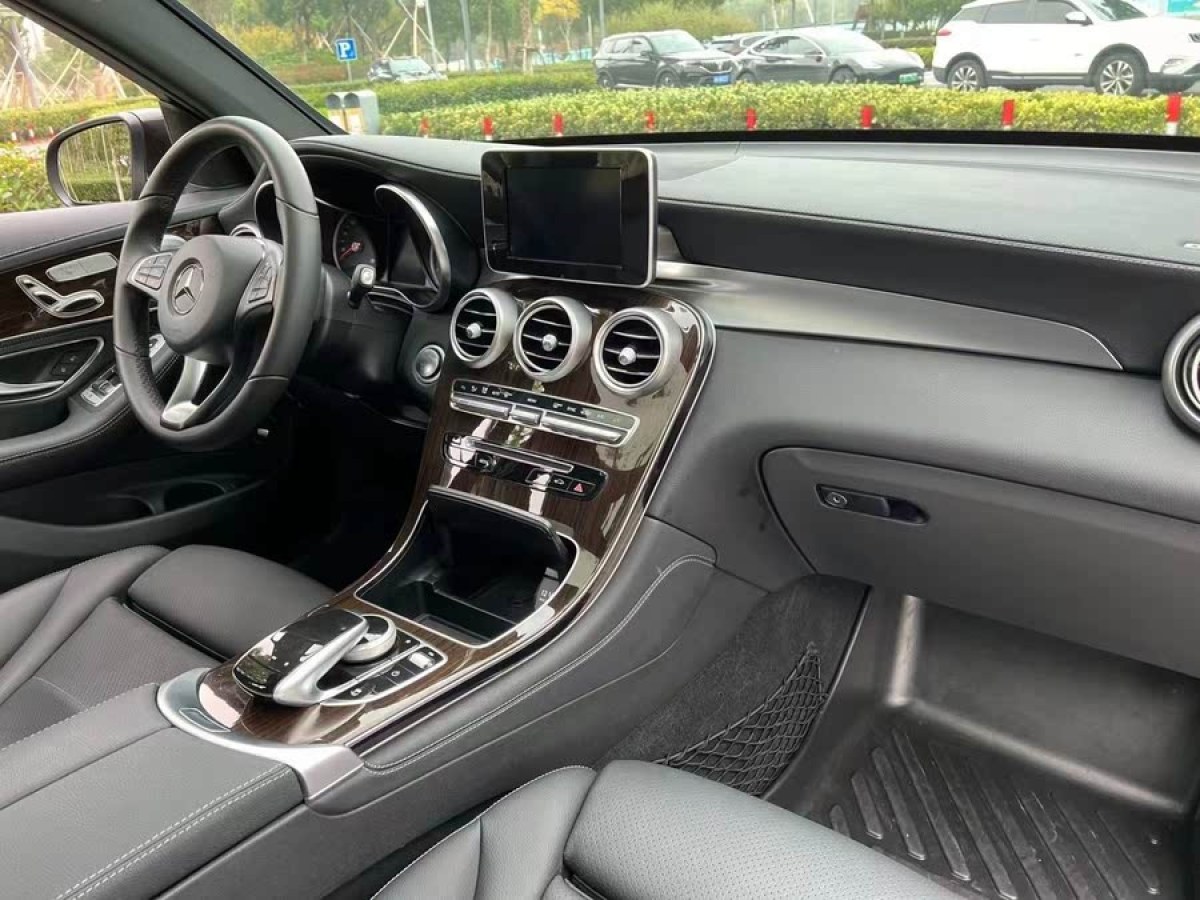 奔馳 奔馳GLC  2019款 GLC 260 4MATIC 動感型圖片