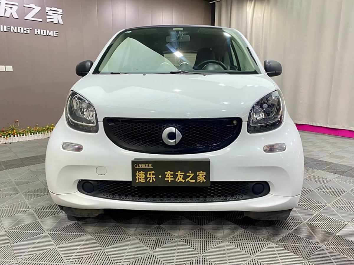 smart fortwo  2015款 1.0L 52千瓦硬頂靈動(dòng)版圖片