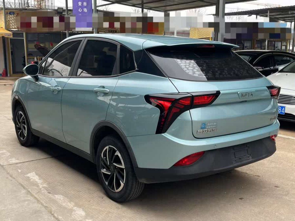 哪吒 哪吒V  2021款 長續(xù)航娛樂版圖片