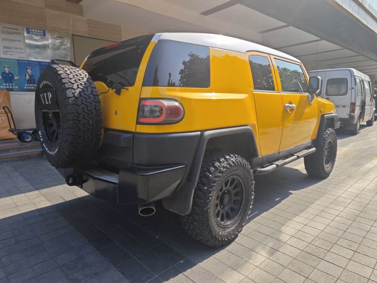 豐田 FJ 酷路澤  2010款 4.0L圖片