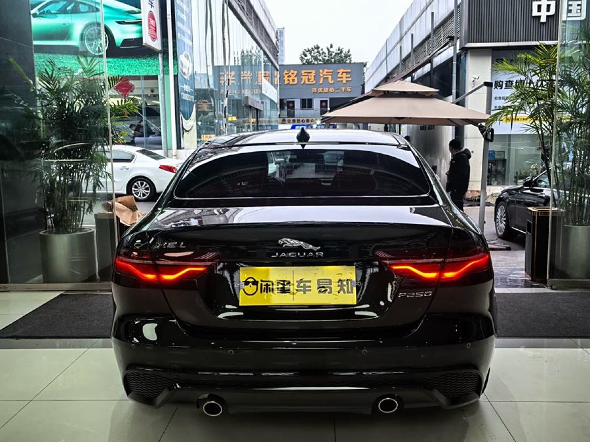 捷豹 XEL  2022款 2.0T 250PS R-DYNAMIC S進(jìn)取運(yùn)動(dòng)版圖片