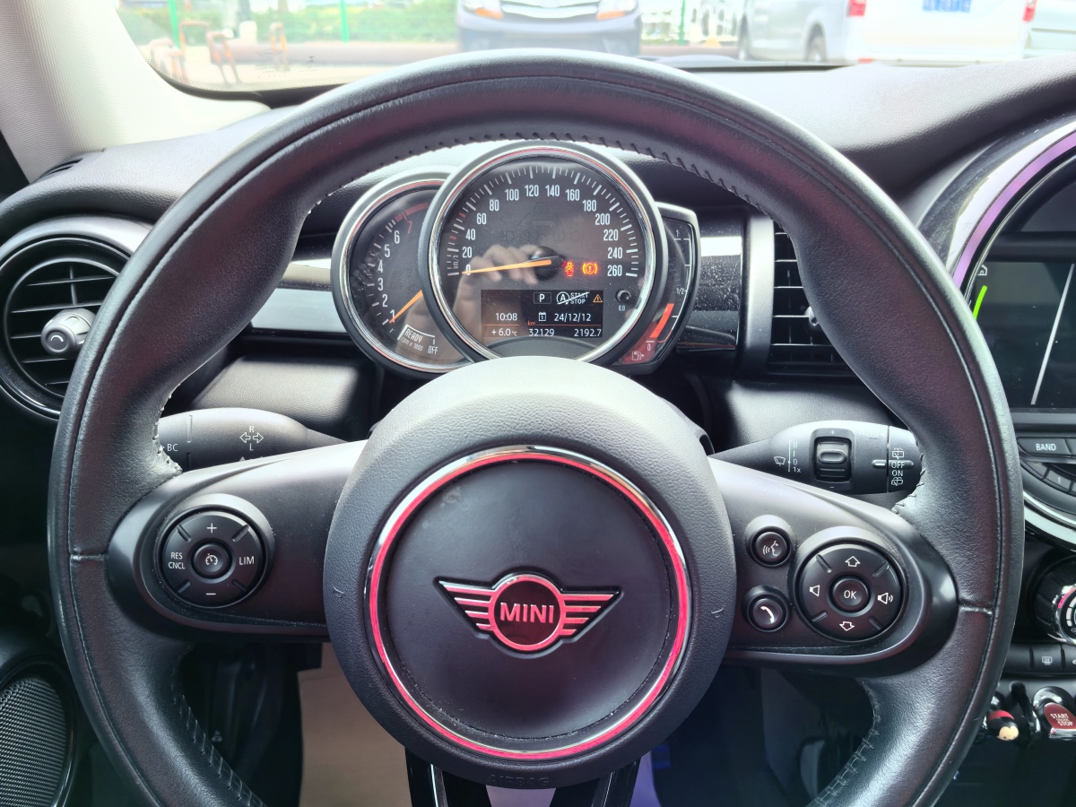 MINI MINI  2019款 1.5T COOPER 經(jīng)典派圖片