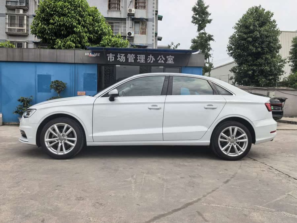 奧迪 奧迪A3  2016款 Limousine 35 TFSI 風(fēng)尚型圖片