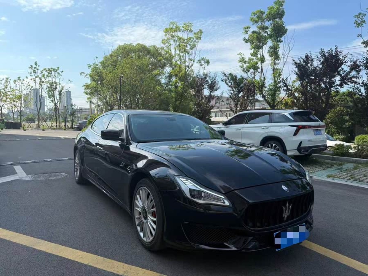 瑪莎拉蒂 總裁  2013款 3.0T 標(biāo)準(zhǔn)型圖片