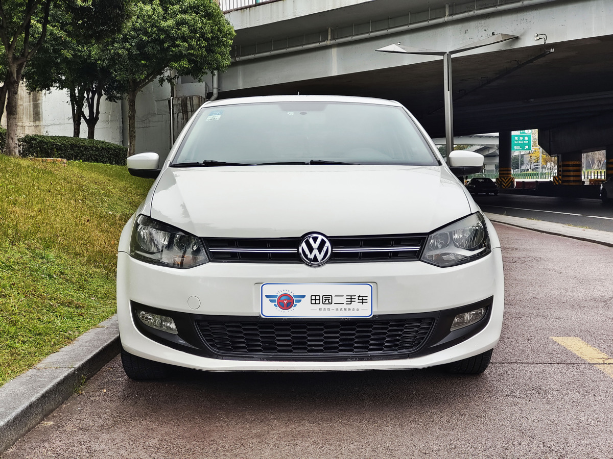 2013年3月大眾 Polo  2013款 1.4L 自動豪華版