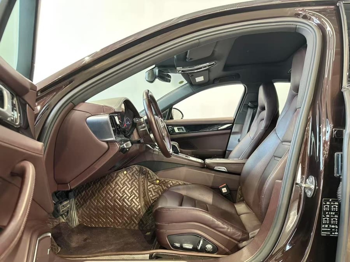 保時(shí)捷 Panamera  2021款 Panamera 行政加長(zhǎng)版 2.9T圖片