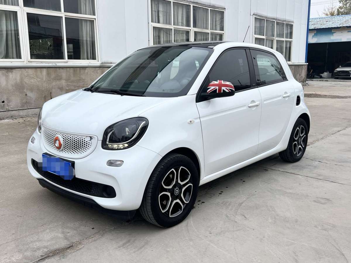 smart fortwo  2016款 0.9T 66千瓦硬頂先鋒版圖片