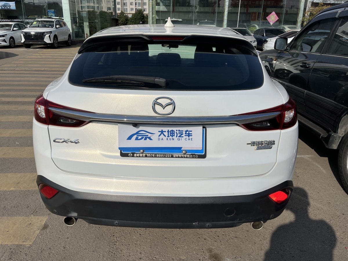 馬自達 CX-4  2018款 2.0L 自動兩驅(qū)藍天活力版圖片