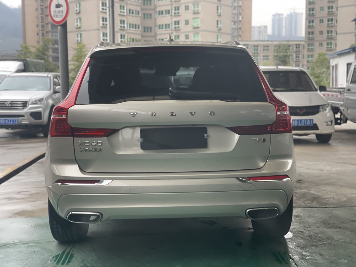 沃爾沃 XC60  2020款 T5 四驅(qū)智逸豪華版圖片