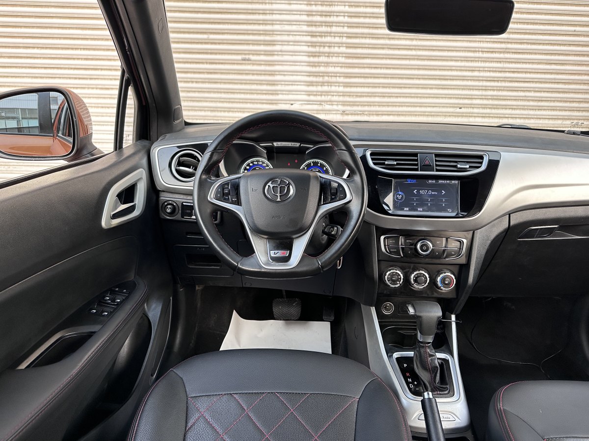 中華 V3  2019款 1.5L 自動精英型圖片