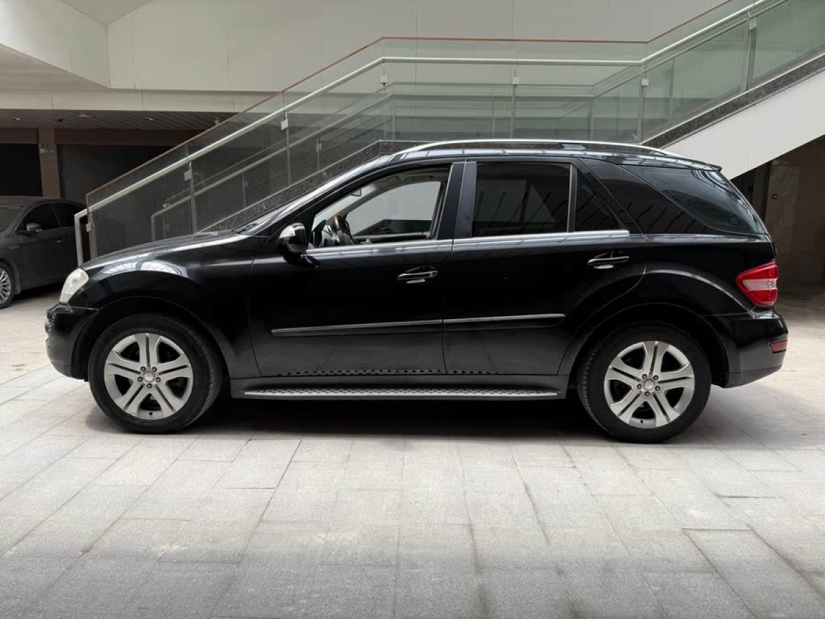 奔馳 奔馳M級(jí)  2008款 ML 350 4MATIC豪華型圖片
