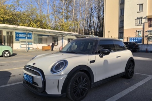 MINI MINI 改款 1.5T COOPER 經(jīng)典派