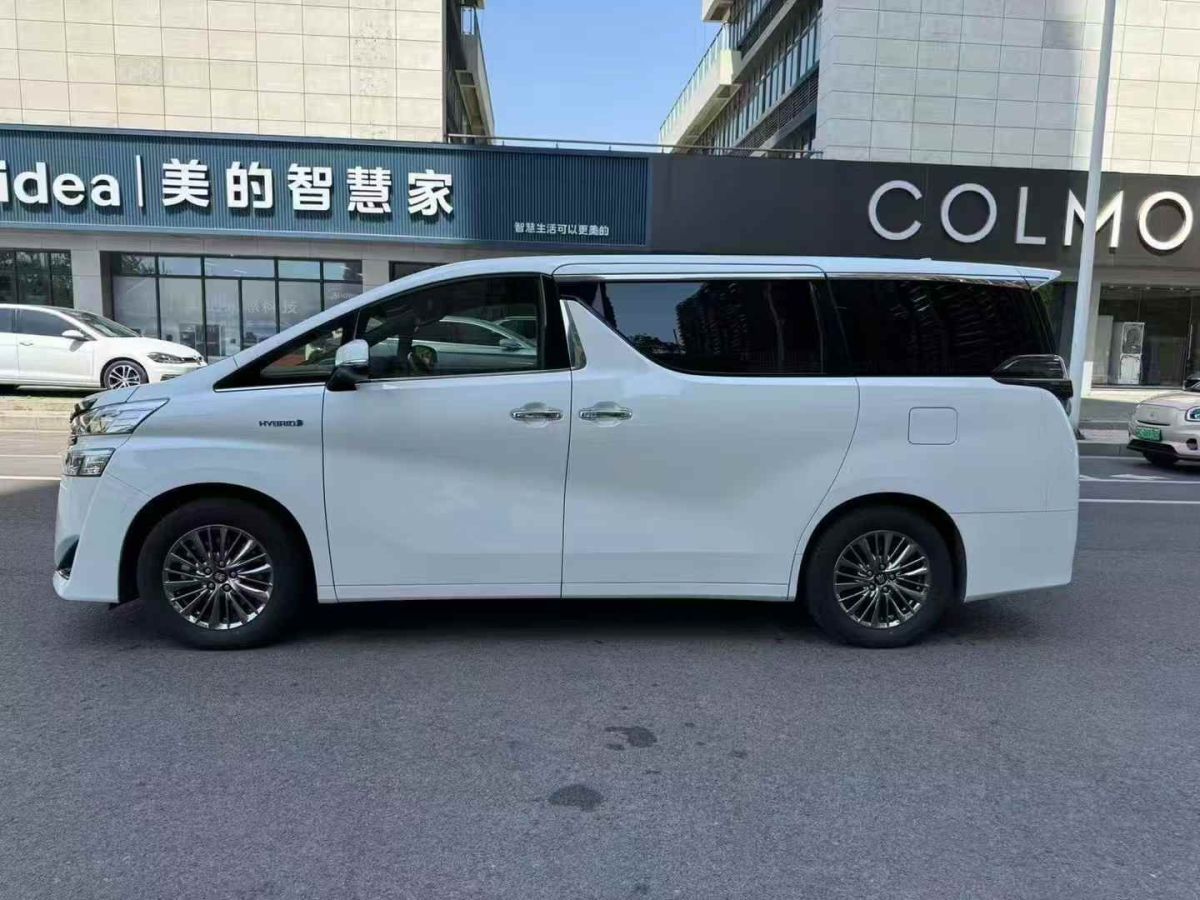 豐田 威爾法  2023款 皇冠 雙擎 2.5L HV尊貴版圖片