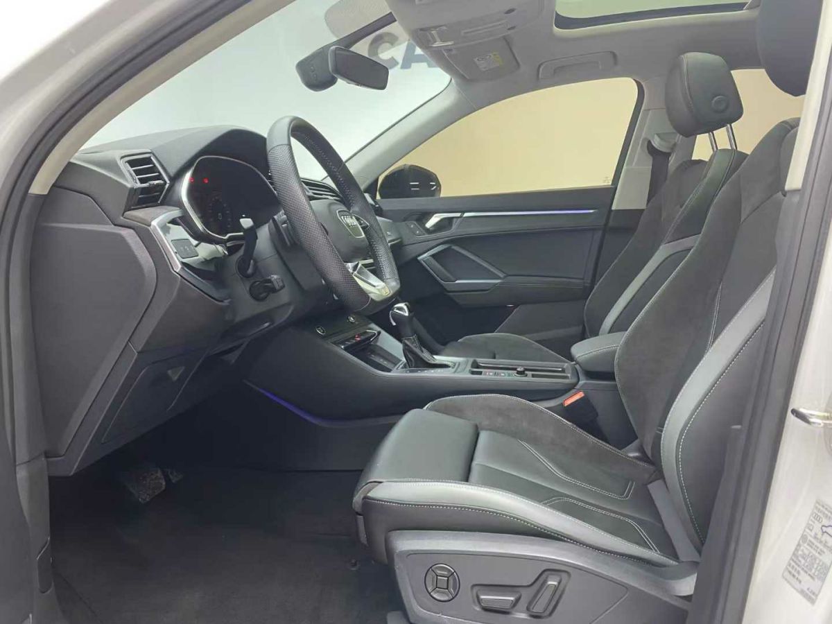奧迪 奧迪Q3  2023款 35 TFSI 時尚動感型圖片