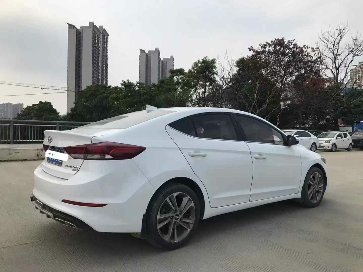 現(xiàn)代 悅動  2017款 1.6L 自動悅值版GLS圖片