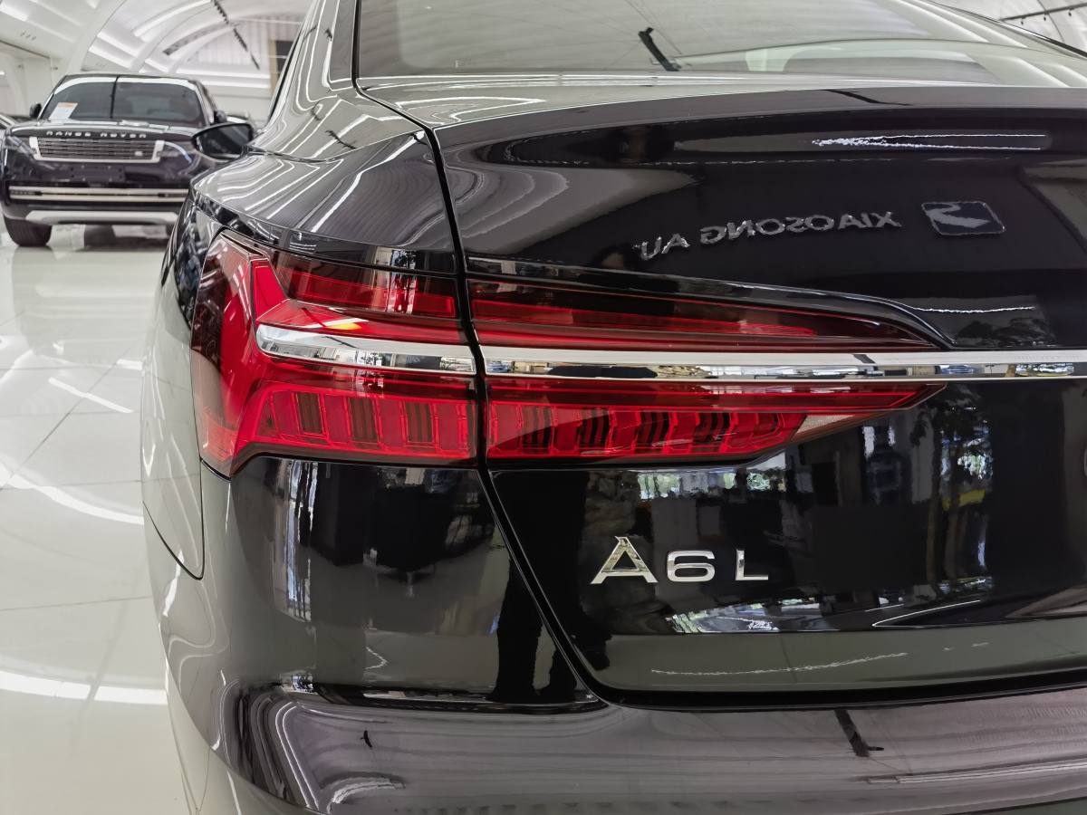 奧迪 奧迪A6L  2025款 45 TFSI 臻選動感型圖片
