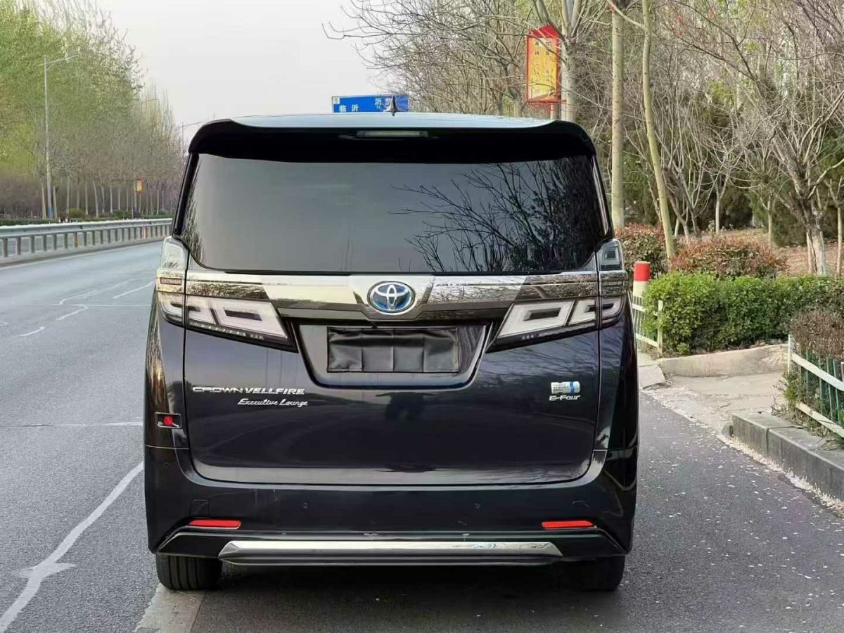 豐田 威爾法 圖片