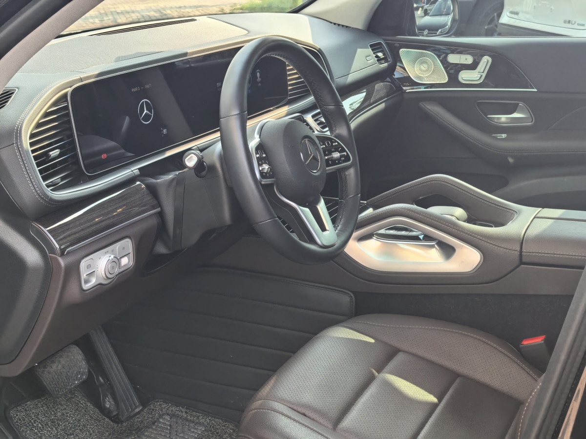 奔馳 奔馳GLE  2024款 改款 GLE 350 4MATIC 時(shí)尚型圖片