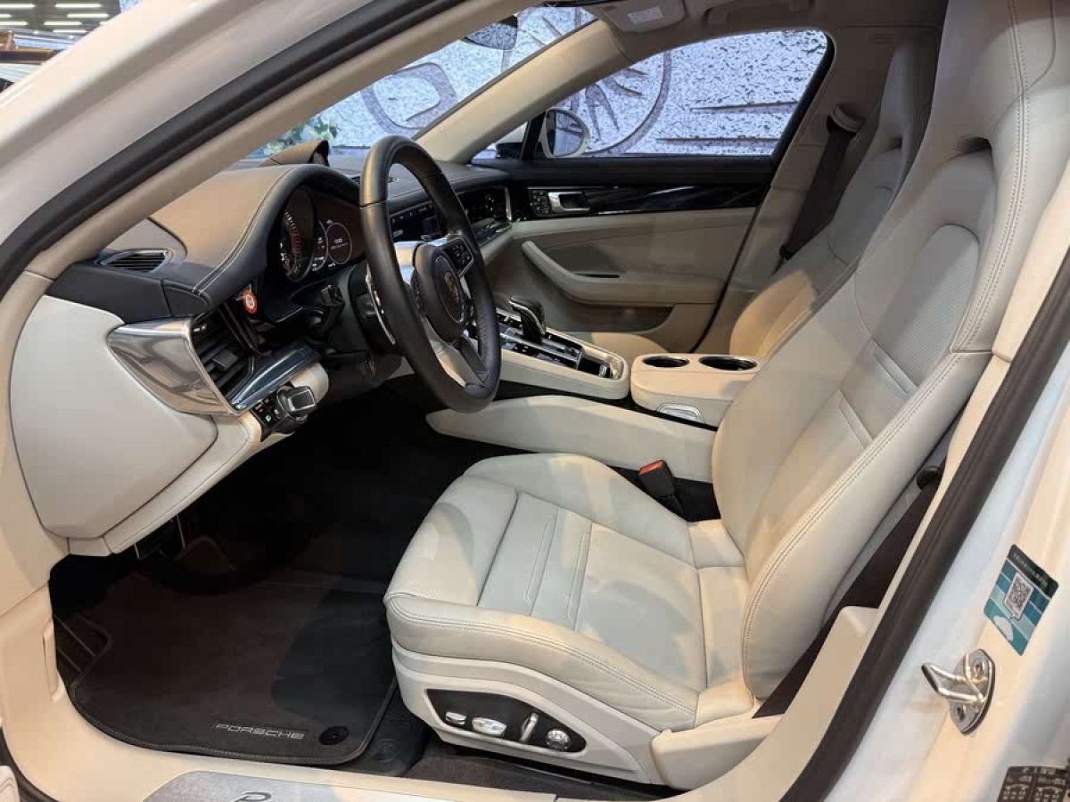 保時(shí)捷 Panamera新能源  2018款 Panamera 4 E-Hybrid 2.9T圖片