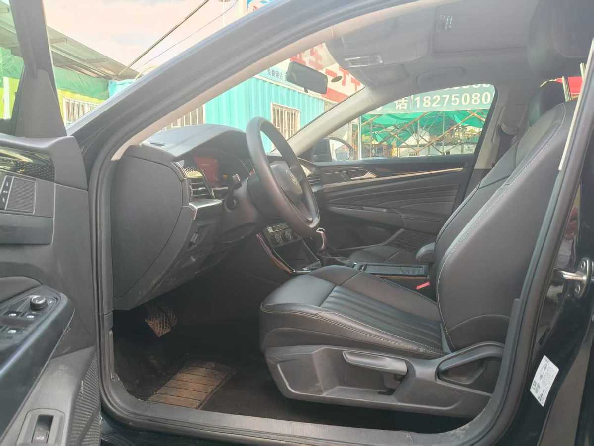 大眾 帕薩特  2022款 280TSI 商務(wù)版圖片