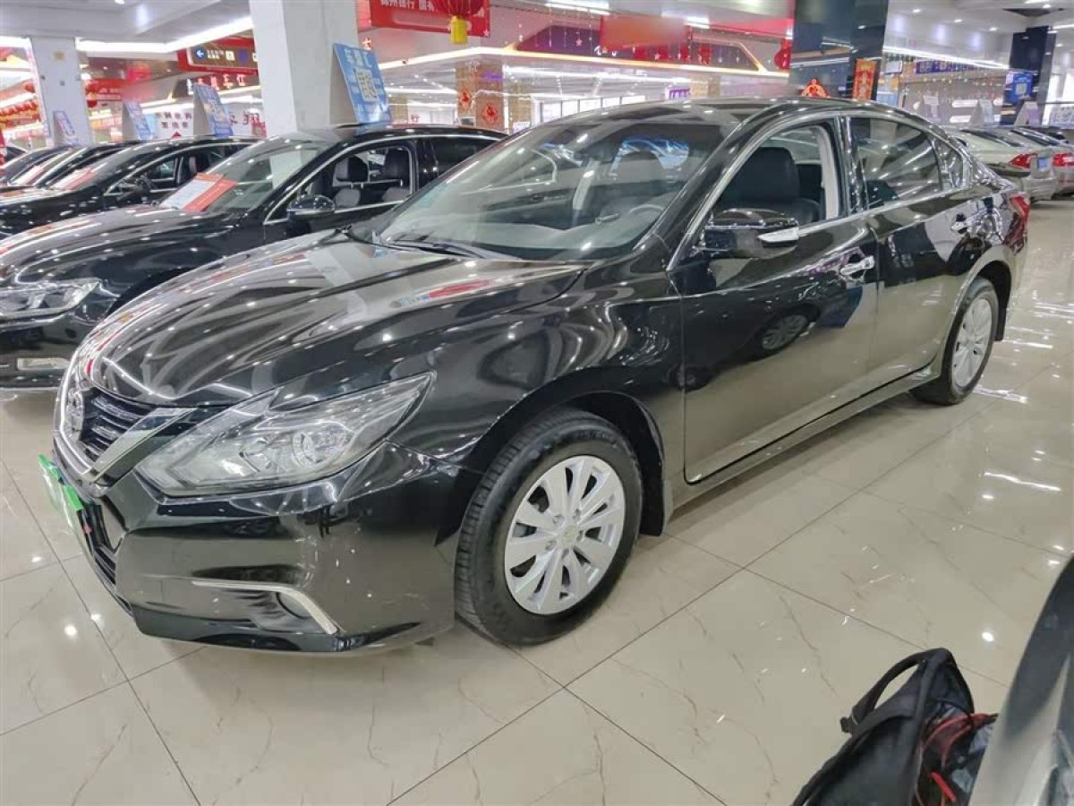 日產(chǎn) 天籟  2016款 改款 2.0L XL舒適版圖片