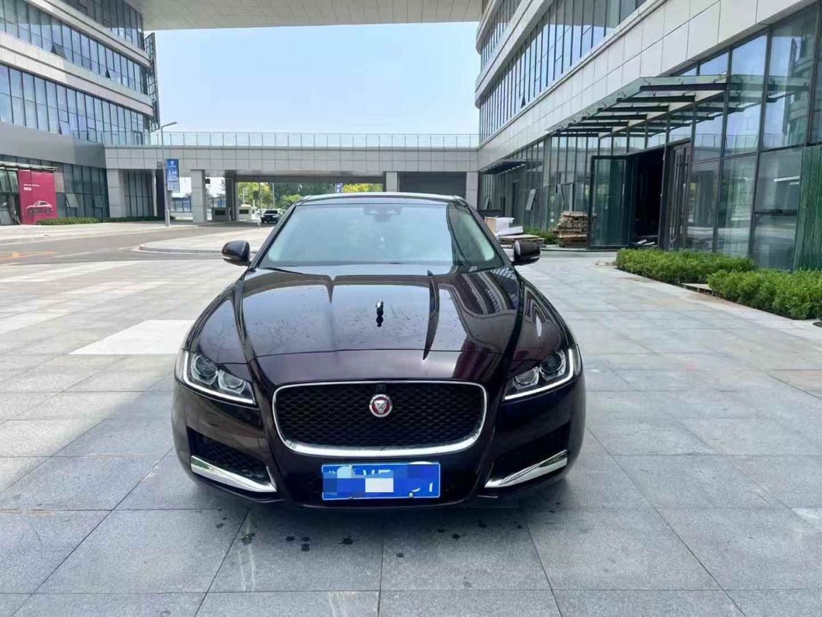 捷豹 XFL  2020款 XFL 2.0T P200 兩驅(qū)精英版圖片