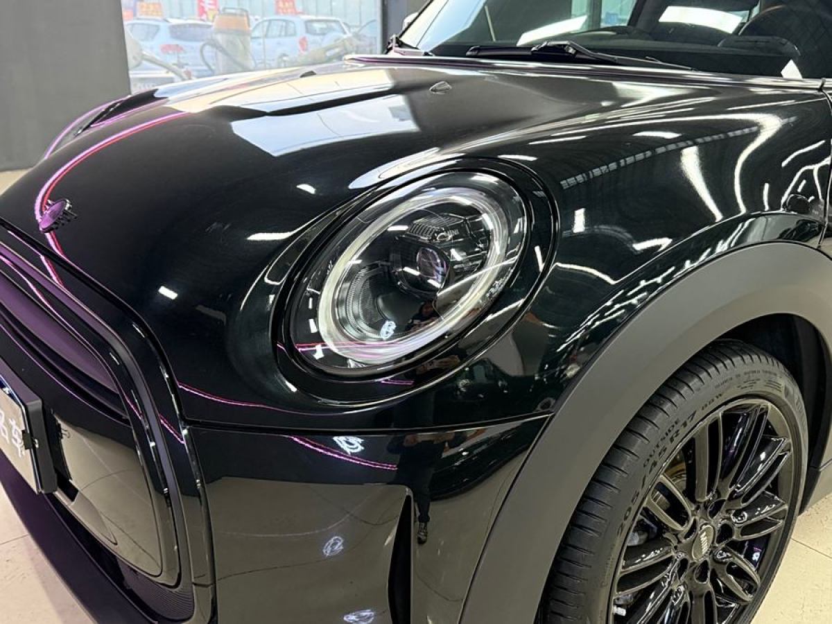 MINI MINI  2021款 1.5T COOPER 子夜黑特別版圖片