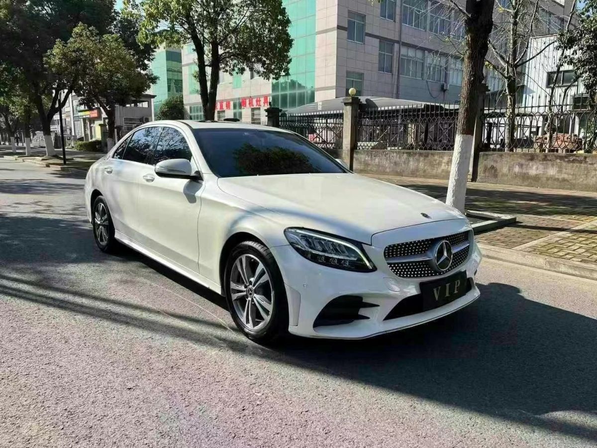 奔馳 奔馳C級(jí)  2019款 C 300 L圖片