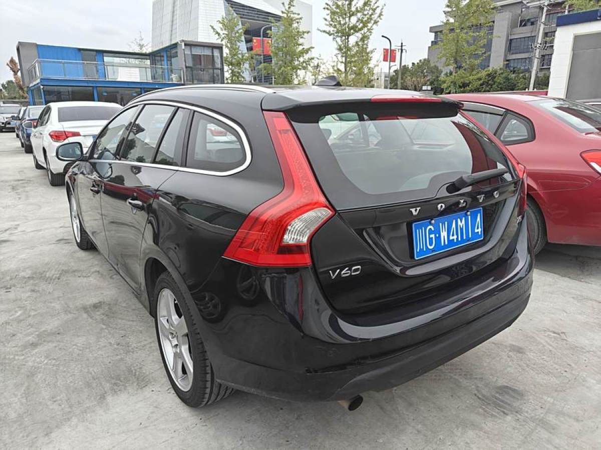 2012年8月沃爾沃 V60  2013款 T5 智雅版