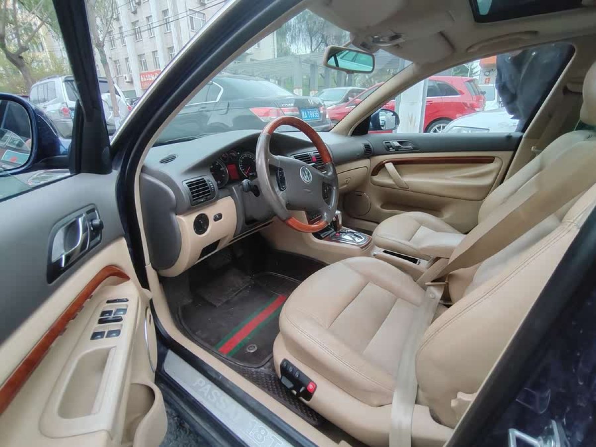 大眾 Passat領(lǐng)馭  2005款 1.8T 自動舒適型圖片