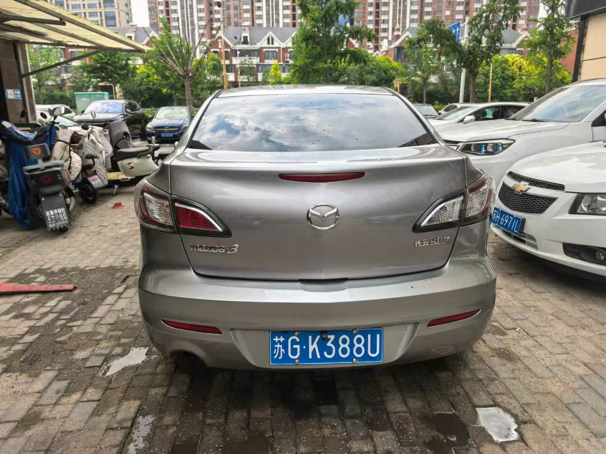 馬自達(dá) 馬自達(dá)2  2012款 1.3L 炫動(dòng)標(biāo)準(zhǔn)版圖片