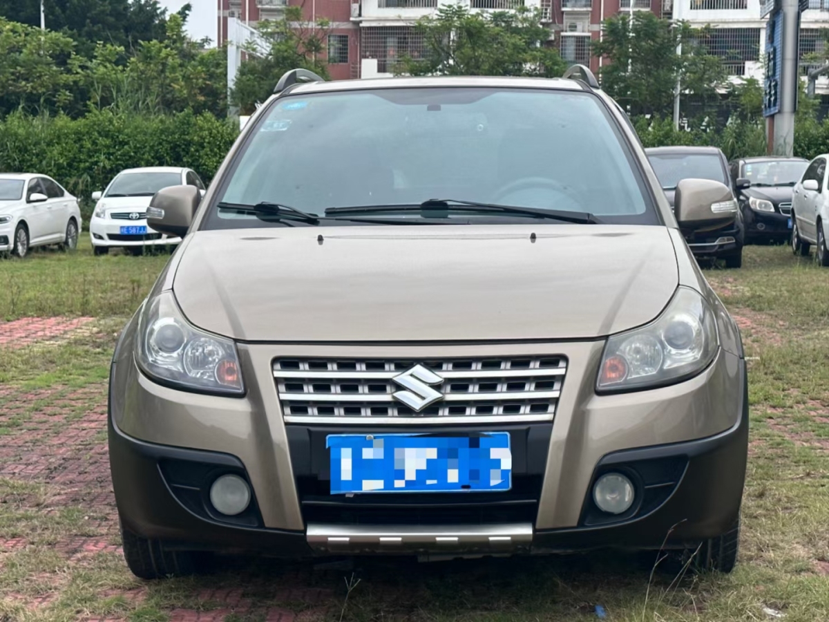 2013年1月鈴木 天語  2012款 SX4 1.6L 兩廂銳騎型