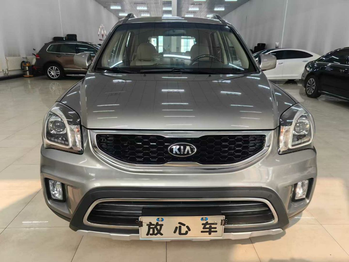 起亞 智跑  2014款 2.0L 手動兩驅(qū)版GL圖片