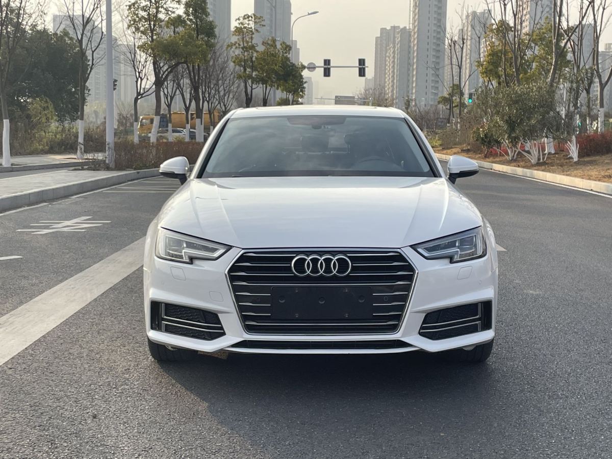 奧迪 奧迪A4L  2019款 40 TFSI 進(jìn)取型 國VI圖片