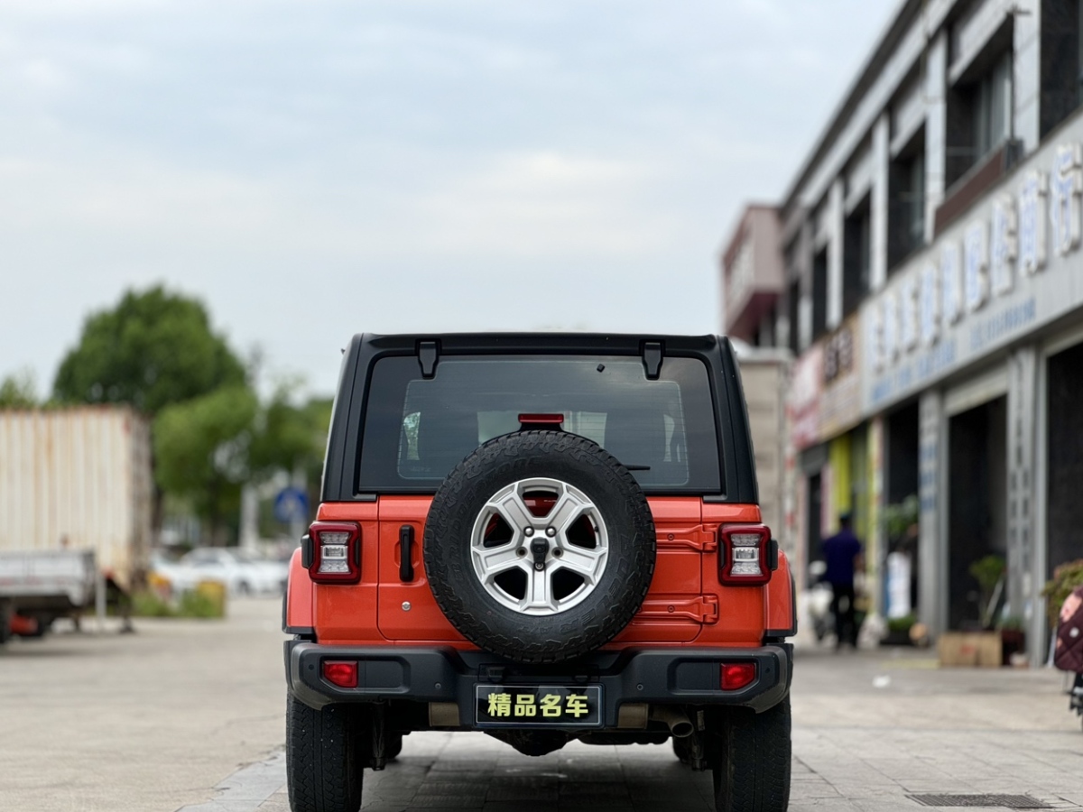 Jeep 牧馬人  2019款 2.0T Sahara 四門(mén)版 國(guó)VI圖片