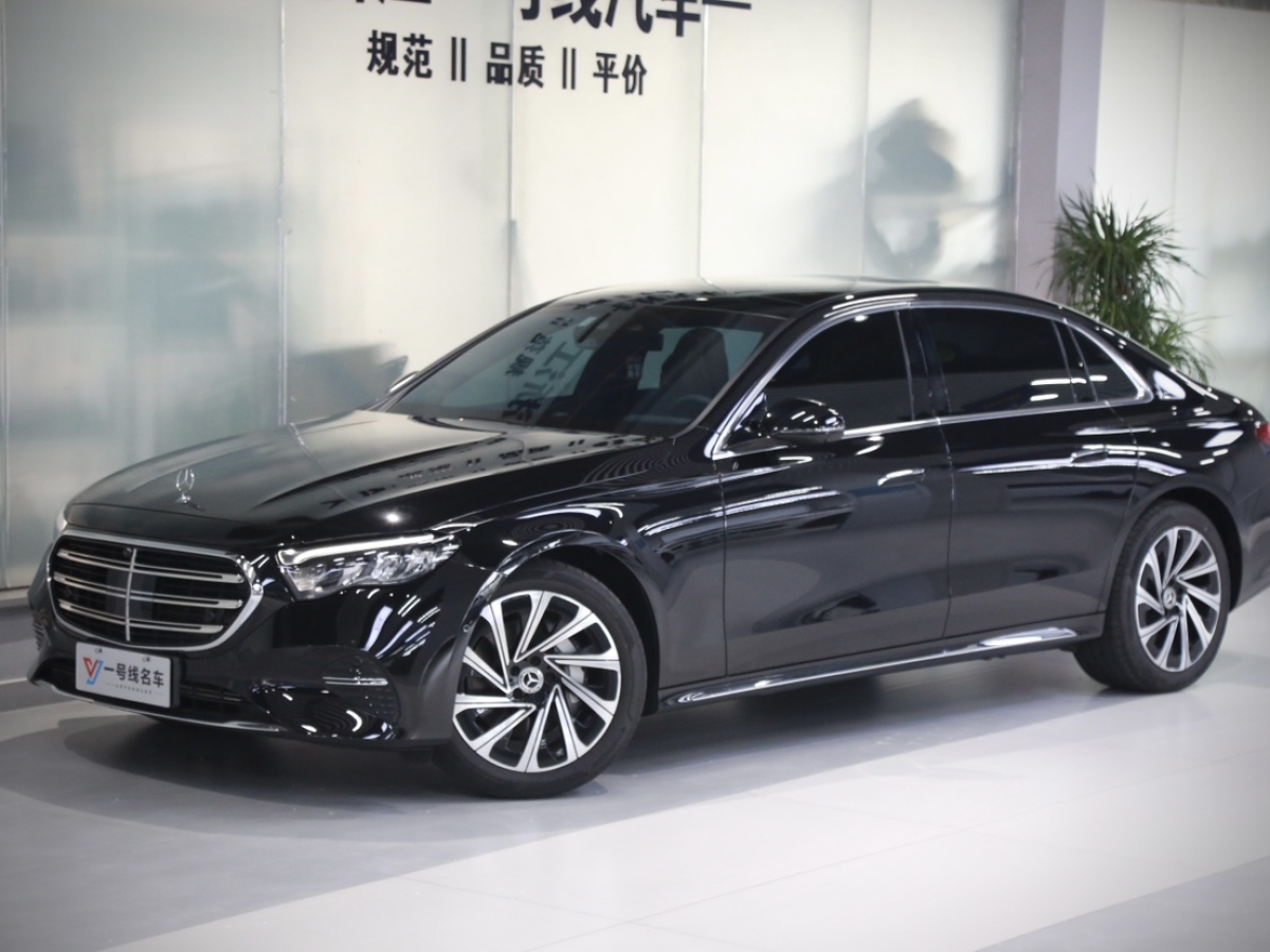 奔馳 奔馳E級(jí)  2024款 E 300 L 豪華型圖片