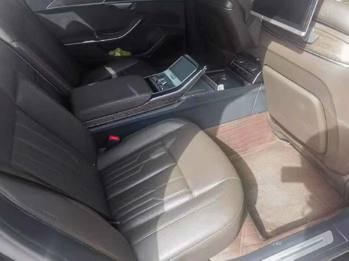 奧迪 奧迪S8  2020款 S8L 4.0TFSI quattro圖片