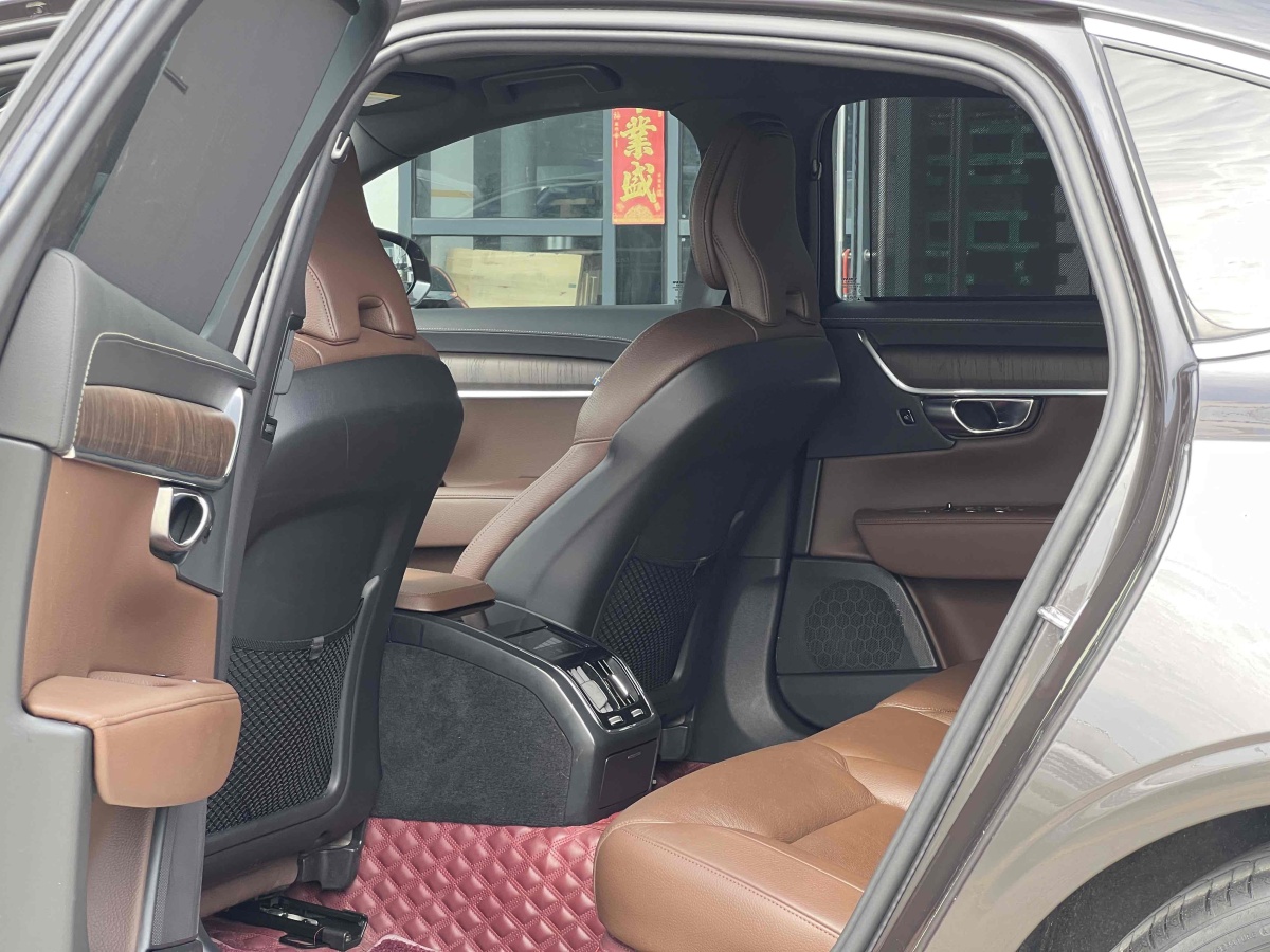 2021年5月沃爾沃 S90  2021款 B5 智遠(yuǎn)豪華版