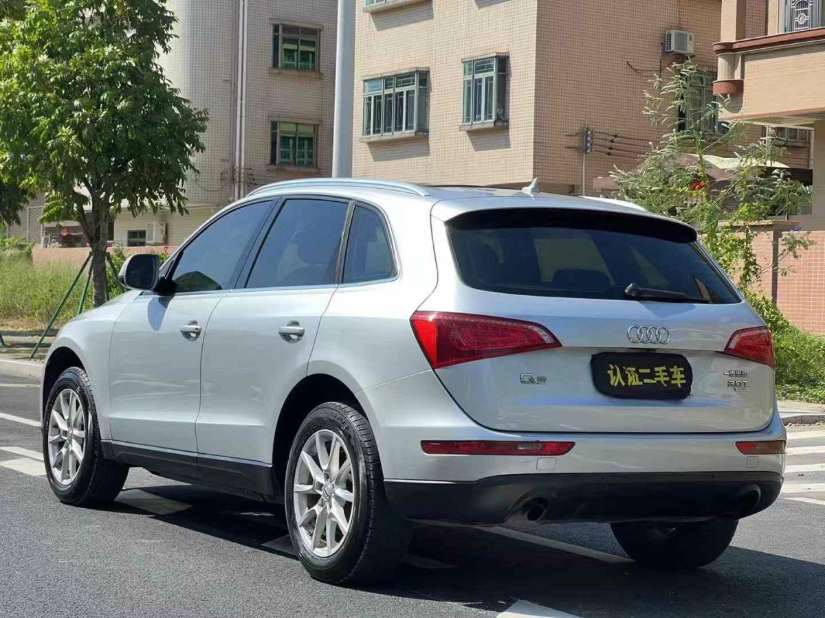 2013年1月奧迪 奧迪Q5  2013款 Q5 3.0TFSI 45TFSI Quattro 運(yùn)動(dòng)型